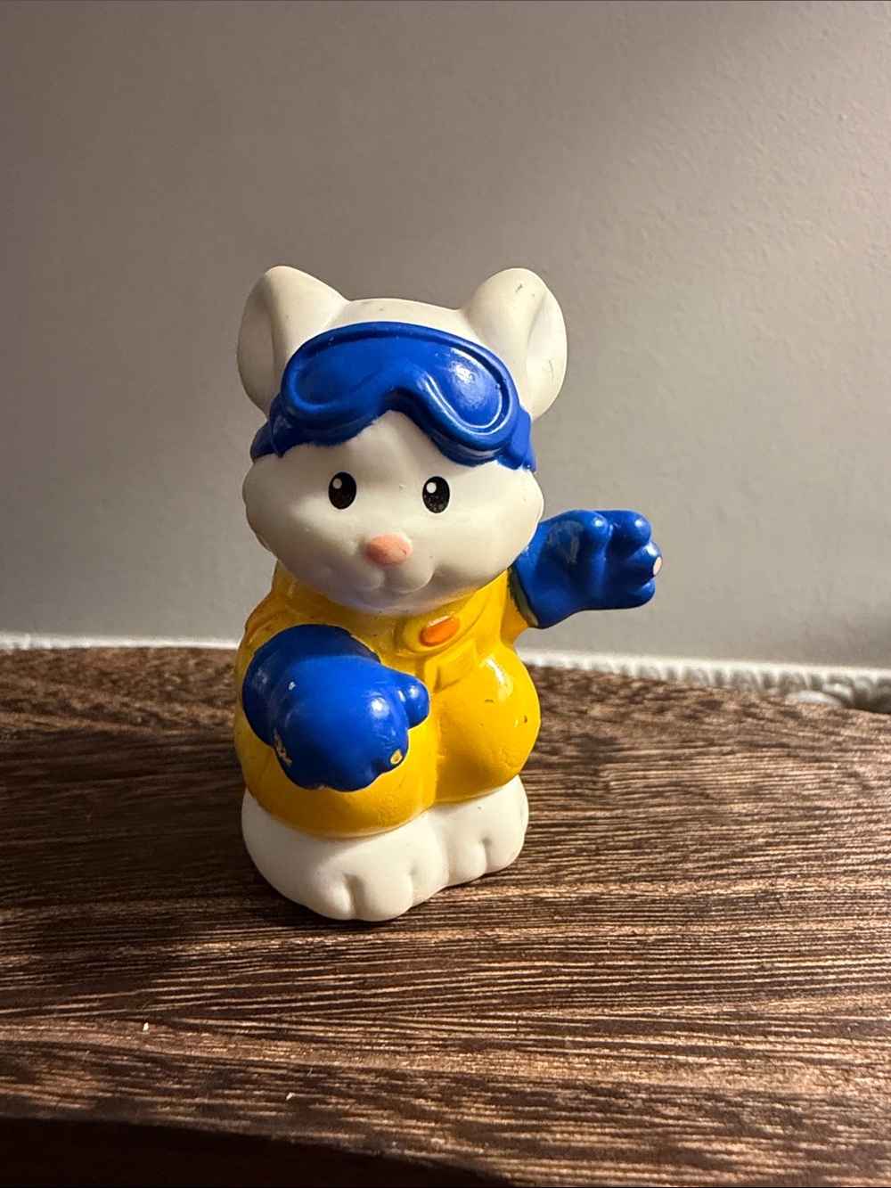 Fisher Price Little People Vintage Rare White Bunny 1998